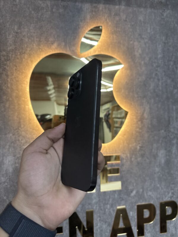 Iphone 16 Pro Max de 256GB Negro